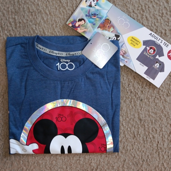 Limited Edition Disney 100 Adult Crewneck Tshirt XL - Picture 2 of 4